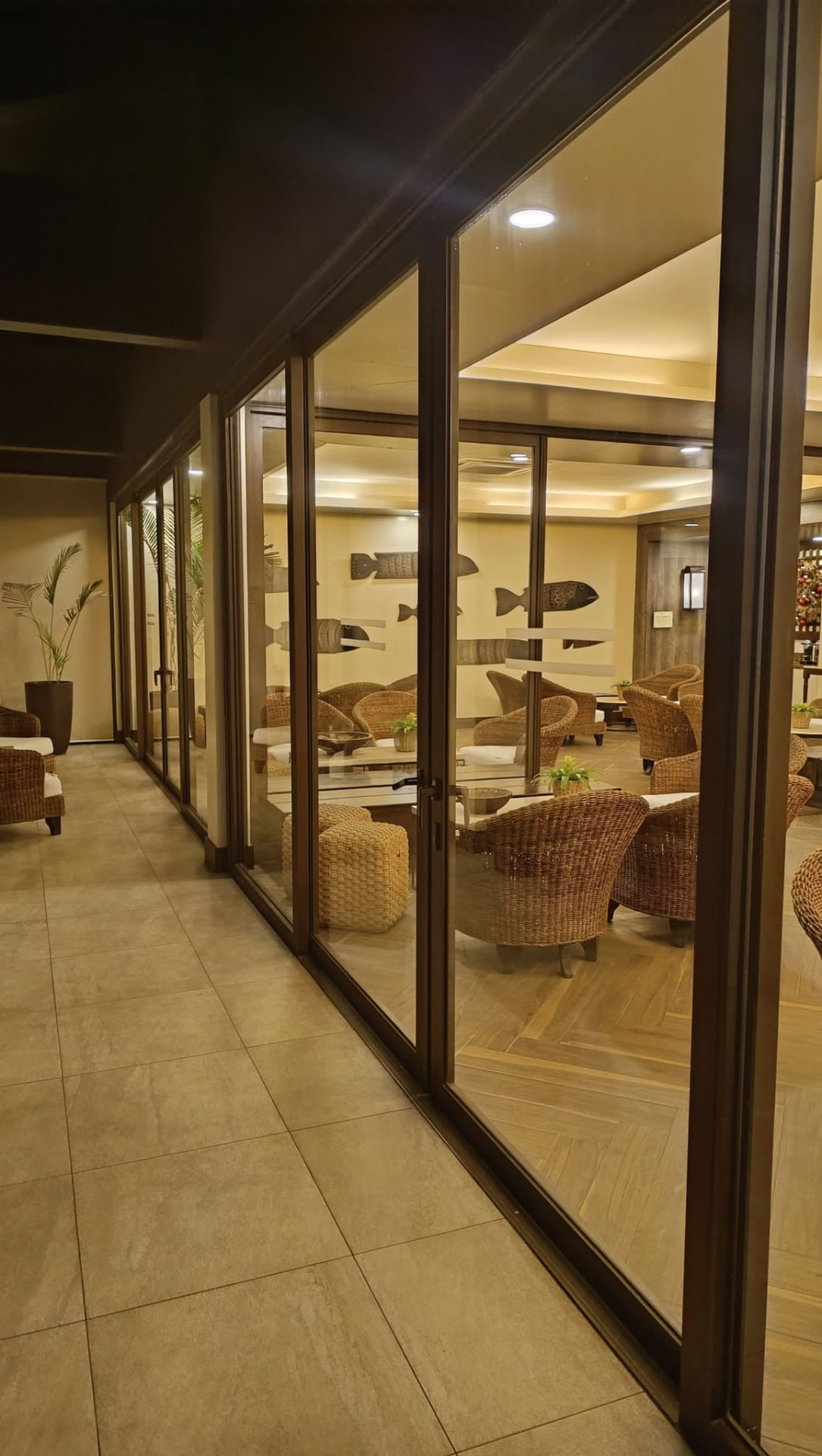 Lounge Glass Wall & Swing Doors